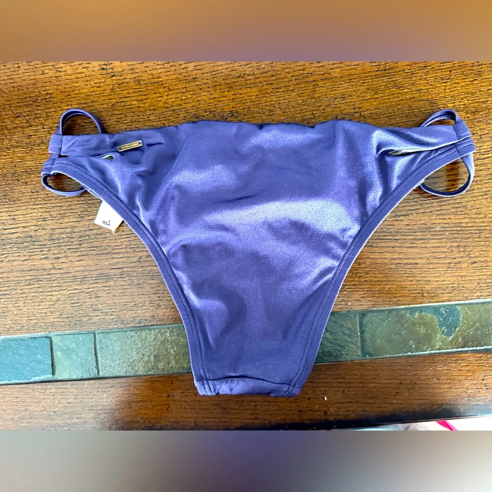 NWT Sz L VS Swim bottom